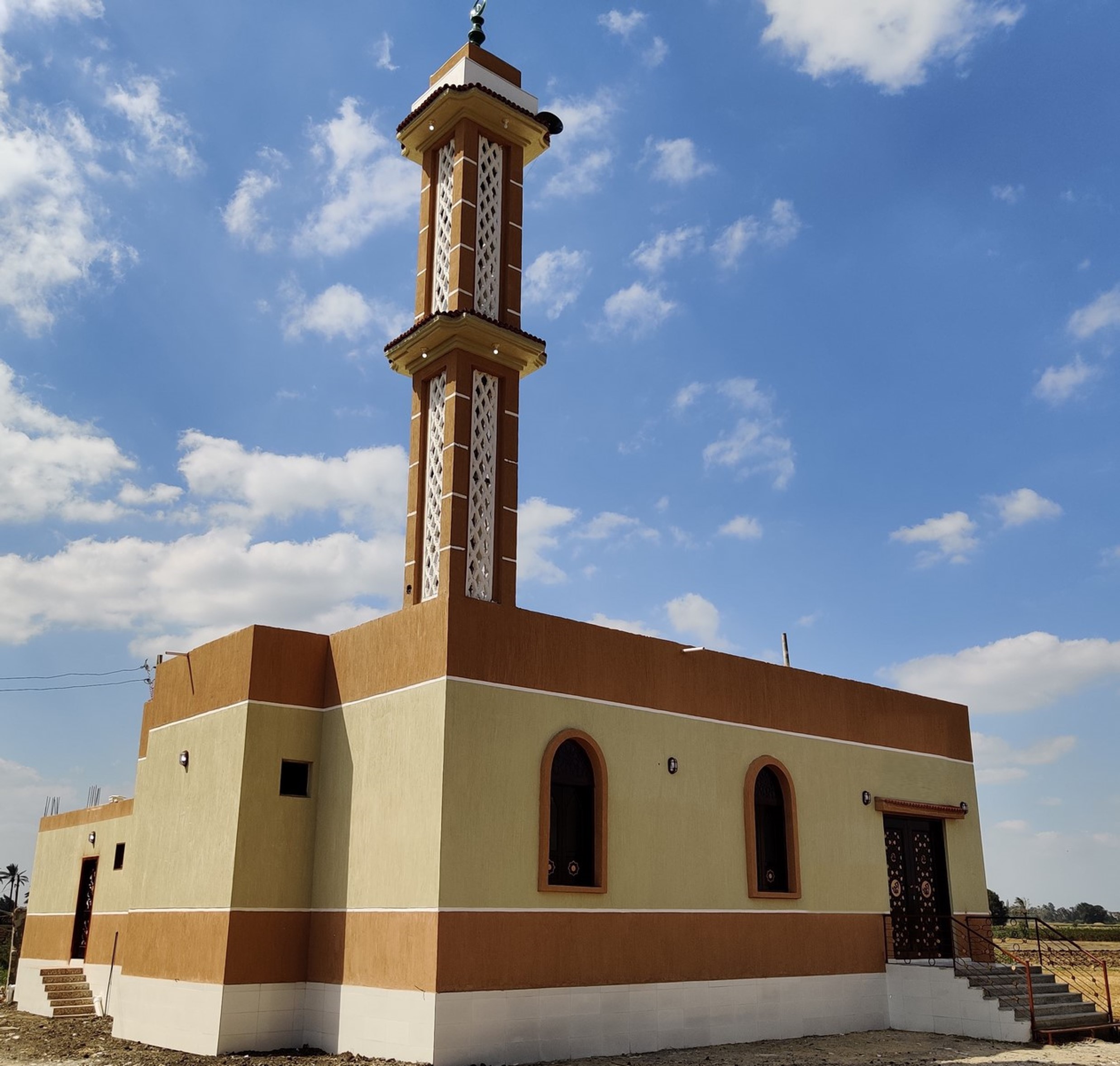 A 500 Square Meter Mosque