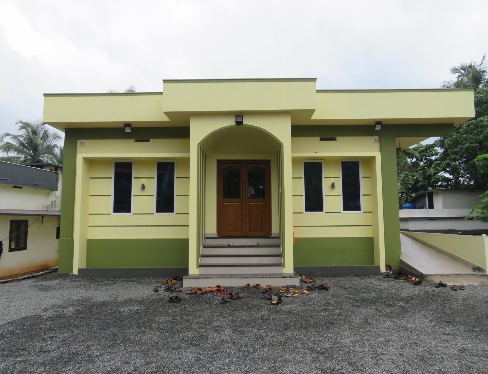 A Clinic Consisting Of 4 Rooms